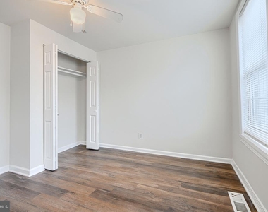 1138 W Lombard Street - Photo Thumbnail 8