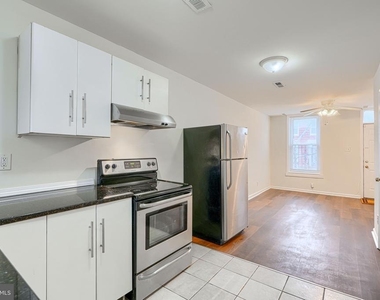 1138 W Lombard Street - Photo Thumbnail 5