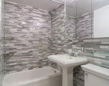 234 West 14th Street - Photo Thumbnail 5