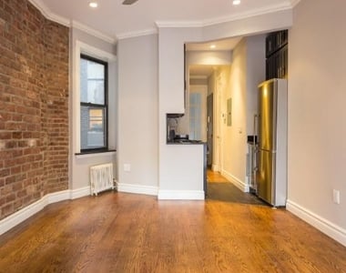 Copy of 60 Avenue B, Unit 4a - Photo Thumbnail 3
