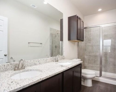 3414 Scott Cir - Photo Thumbnail 10
