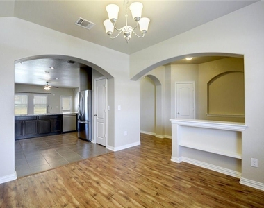 3621 Rams Horn Way - Photo Thumbnail 11