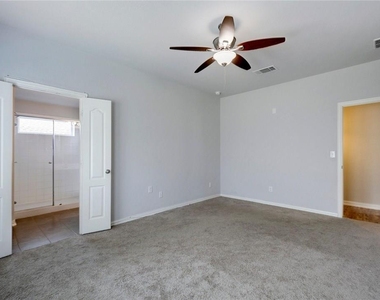 3621 Rams Horn Way - Photo Thumbnail 14
