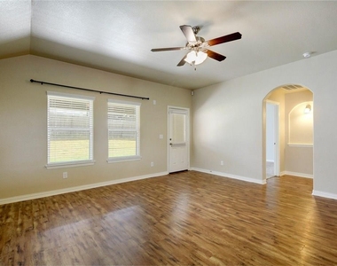 3621 Rams Horn Way - Photo Thumbnail 5