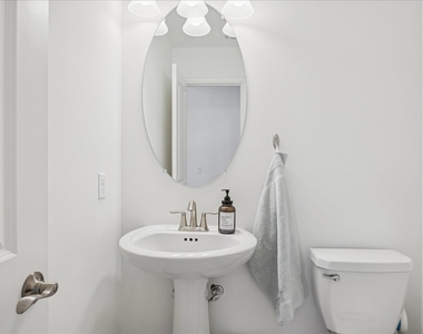12506 Ayrshire Way - Photo Thumbnail 32