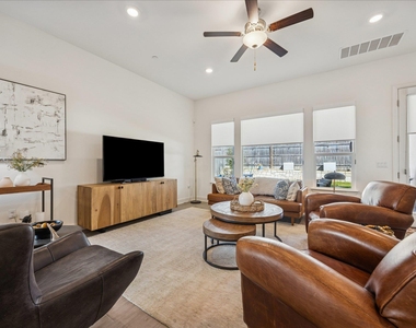 12506 Ayrshire Way - Photo Thumbnail 9