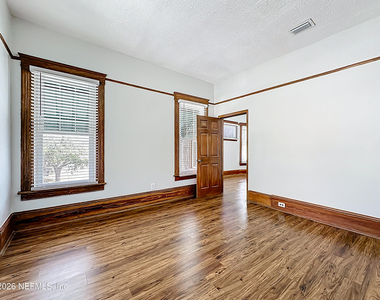 138 E Duval Street - Photo Thumbnail 32