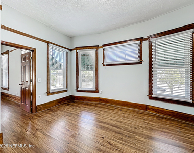 138 E Duval Street - Photo Thumbnail 39