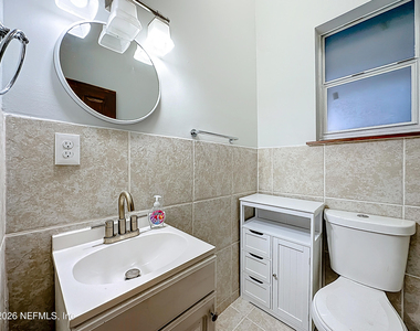 138 E Duval Street - Photo Thumbnail 29