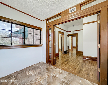 138 E Duval Street - Photo Thumbnail 11