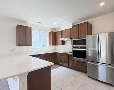 302 Rambling Brook Trail - Photo Thumbnail 9