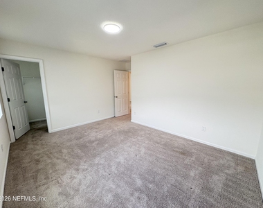 302 Rambling Brook Trail - Photo Thumbnail 24