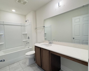 302 Rambling Brook Trail - Photo Thumbnail 23