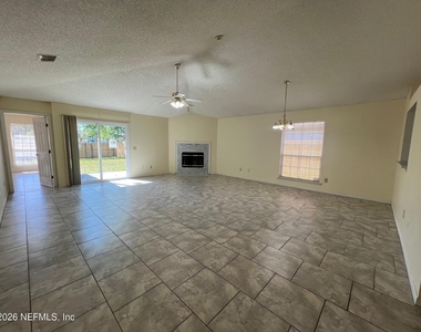 11170 Wandering Oaks Drive - Photo Thumbnail 5