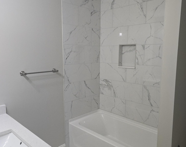 8205 Kensington Square - Photo Thumbnail 10