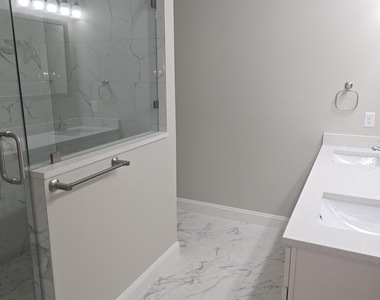 8205 Kensington Square - Photo Thumbnail 6