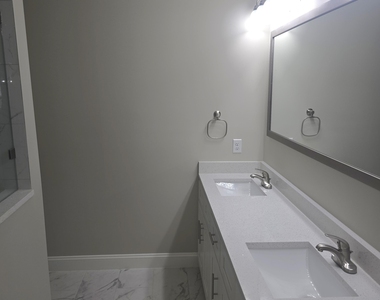 8205 Kensington Square - Photo Thumbnail 7