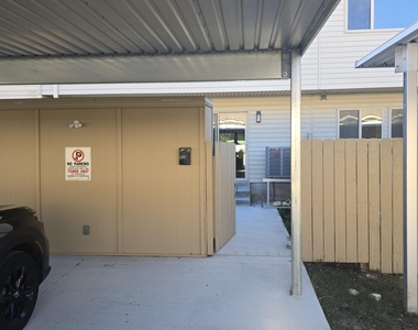 8205 Kensington Square - Photo Thumbnail 1