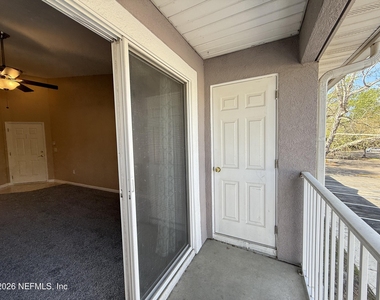 6105 Maggies Circle - Photo Thumbnail 3