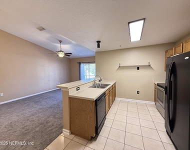 6105 Maggies Circle - Photo Thumbnail 6