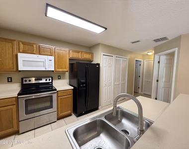 6105 Maggies Circle - Photo Thumbnail 1