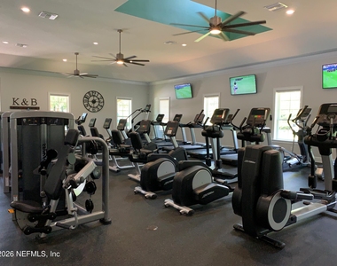 955 Registry Boulevard - Photo Thumbnail 16