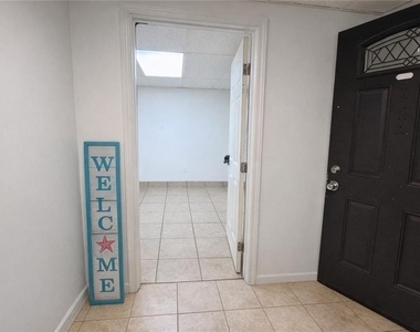 220 Sandy Springs Place - Photo Thumbnail 2