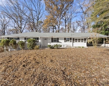2352 Elmwood Circle Se - Photo Thumbnail 37