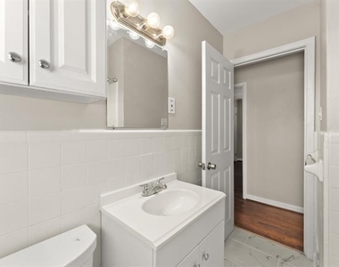 2352 Elmwood Circle Se - Photo Thumbnail 16