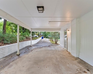 2352 Elmwood Circle Se - Photo Thumbnail 33
