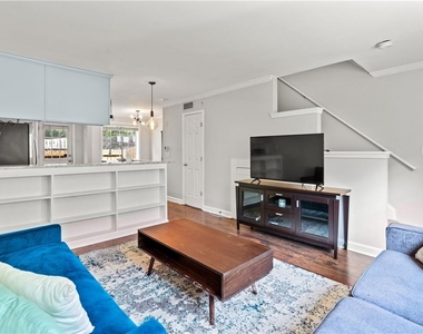 2232 Dunseath Avenue Nw - Photo Thumbnail 2
