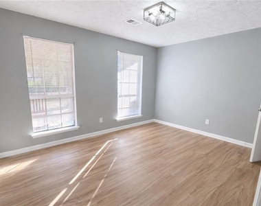 5145 Paisley Court Nw - Photo Thumbnail 4