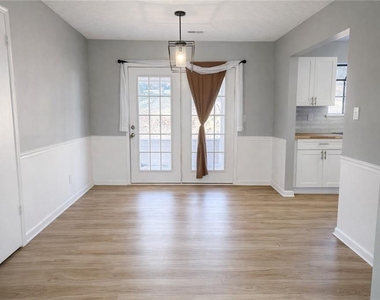 5145 Paisley Court Nw - Photo Thumbnail 2