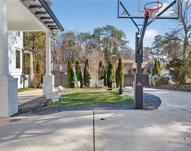 1812 Wellbourne Drive Ne - Photo Thumbnail 13