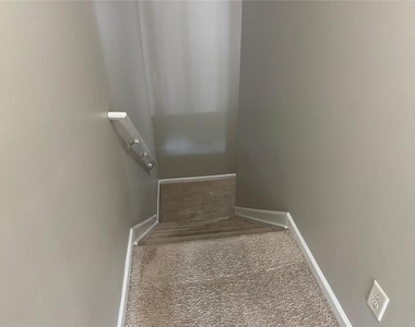 13 Burns View Court - Photo Thumbnail 8