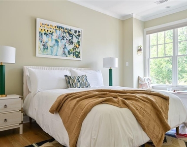 801 Adair Avenue Ne - Photo Thumbnail 21