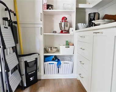801 Adair Avenue Ne - Photo Thumbnail 22