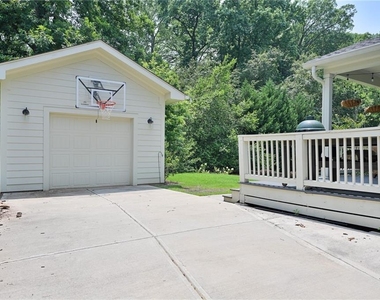 801 Adair Avenue Ne - Photo Thumbnail 53