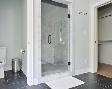 801 Adair Avenue Ne - Photo Thumbnail 37