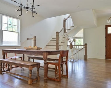 801 Adair Avenue Ne - Photo Thumbnail 12