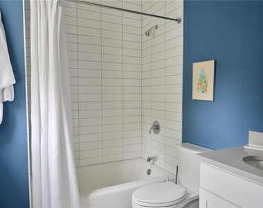 801 Adair Avenue Ne - Photo Thumbnail 28