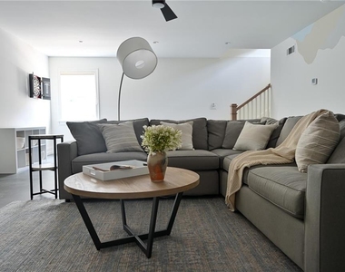 801 Adair Avenue Ne - Photo Thumbnail 39