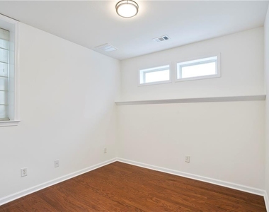 4398 Village Field Place - Photo Thumbnail 14