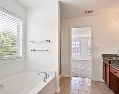 4398 Village Field Place - Photo Thumbnail 13