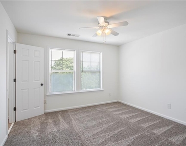 4398 Village Field Place - Photo Thumbnail 15