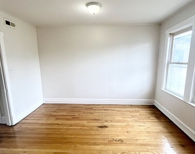 5042 W 21st Place - Photo Thumbnail 3