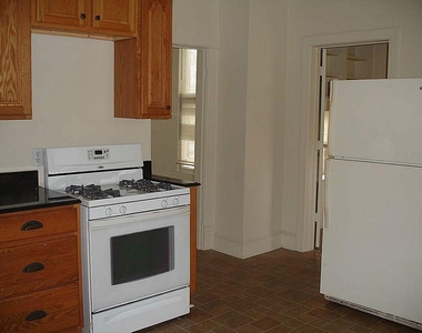 315 W 21st Street - Photo Thumbnail 9