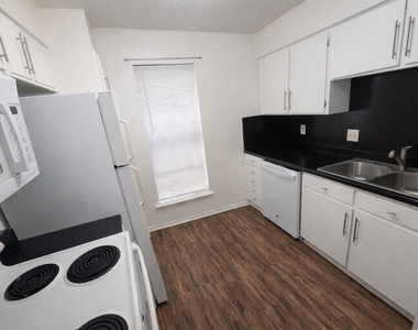 217 Church St - Photo Thumbnail 1