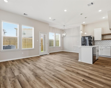 9912 Clark Canyon Lane - Photo Thumbnail 41