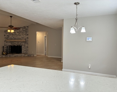4211 Autumn Meadow Drive - Photo Thumbnail 3